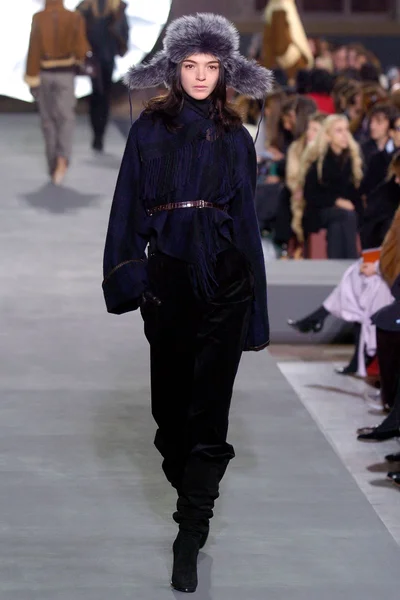 Look 7